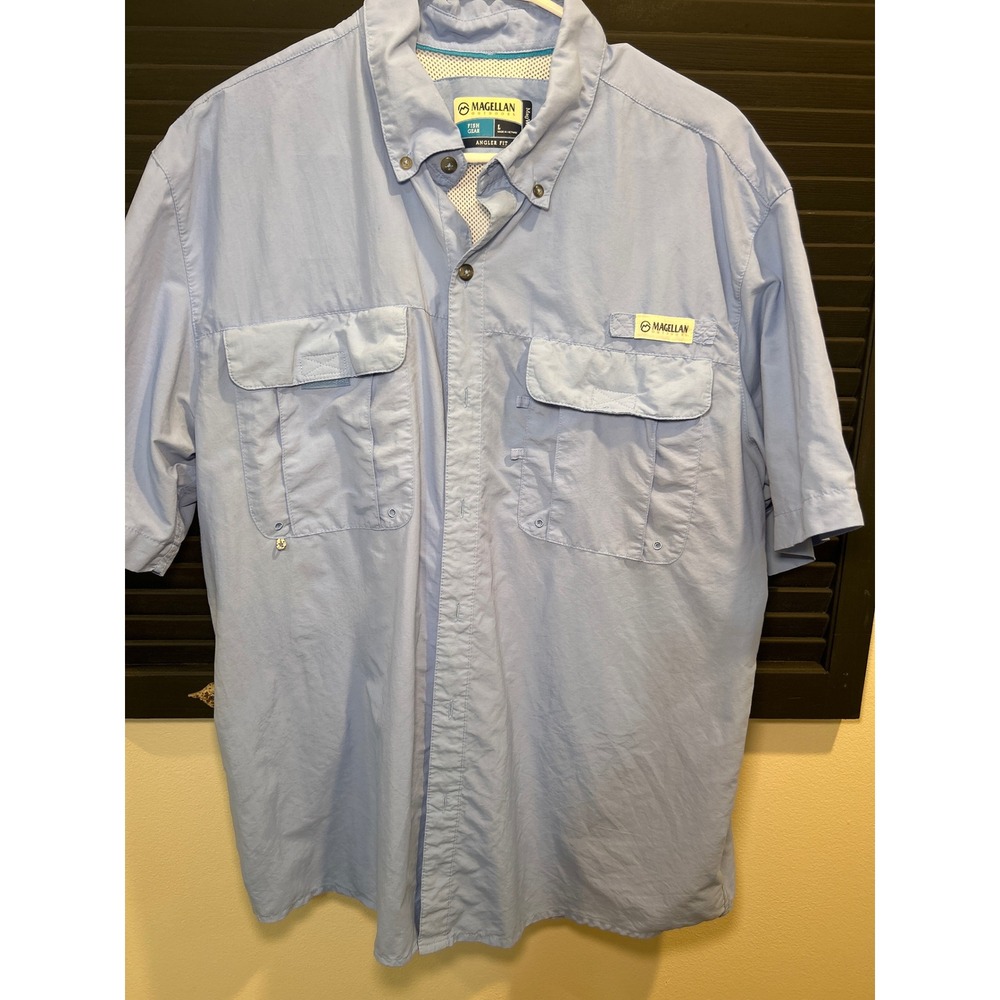 Magellan Outdoors Fish Gear Angler Fit Mens L Blue Short Sleeve Fishing Shirt